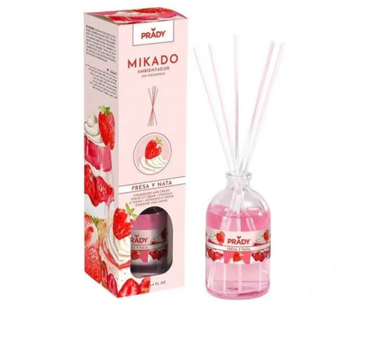 Mikado fraise chantilly